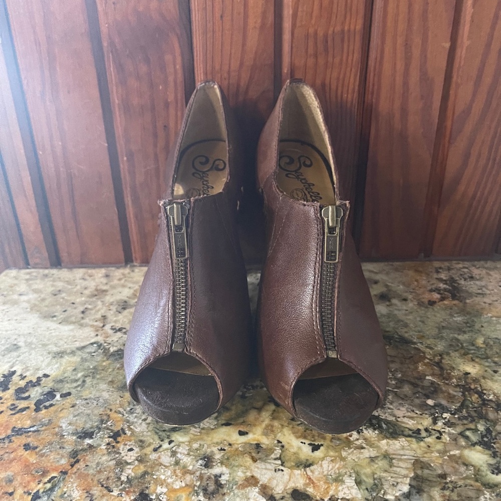 seychelles heels